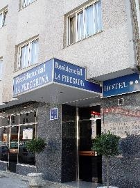 Imagen de los exteriores del Hotel La Peregrina. Foto 6