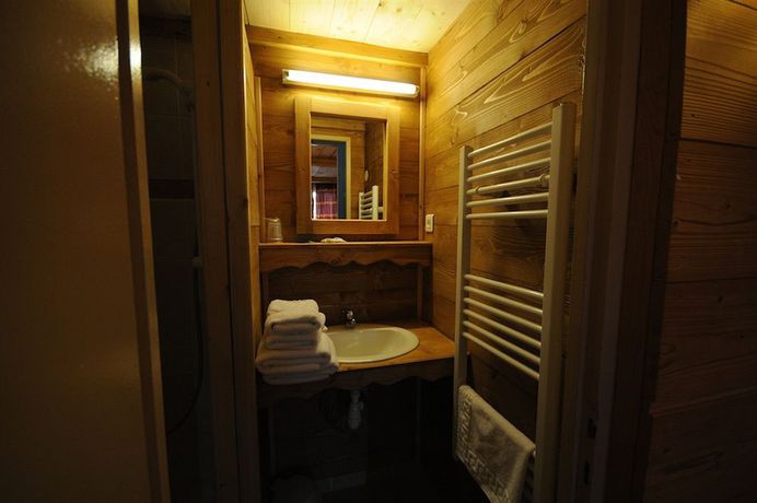 Imagen de la habitación del Hotel La Perelle. Foto 8