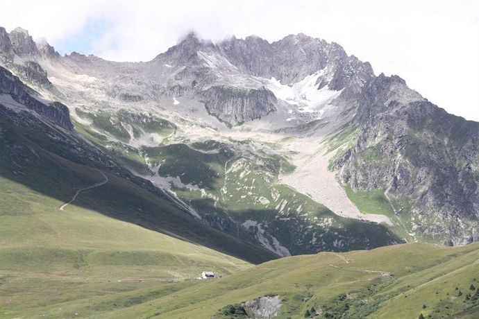 Imagen del bar/restaurante del Hotel La Perelle. Foto 6