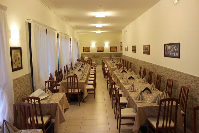 Imagen del bar/restaurante del Hotel La Pergola, Bellaria-Igea Marina. Foto 3