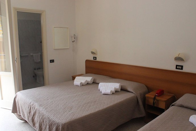 Imagen de la habitación del Hotel La Pergola, Bellaria-Igea Marina. Foto 12