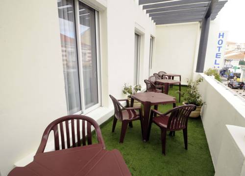 Imagen de la habitación del Hotel La Pergola D'arcachon. Foto 7