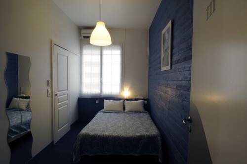 Imagen de la habitación del Hotel La Pergola D'arcachon. Foto 8