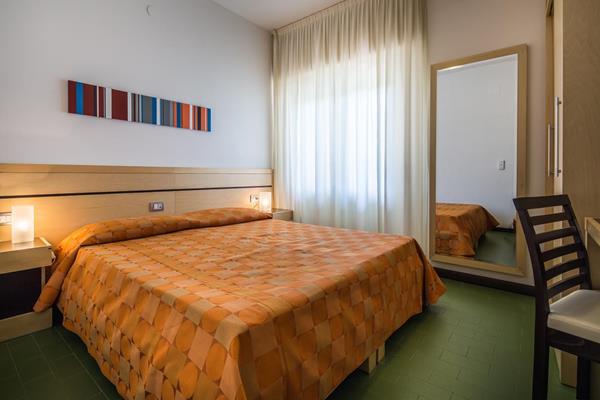 Imagen de la habitación del Hotel La Pergola Dependance. Foto 4