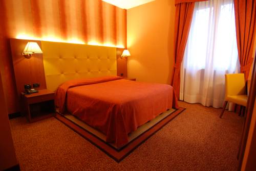 Imagen de la habitación del Hotel La Pergola, Grezzana. Foto 12