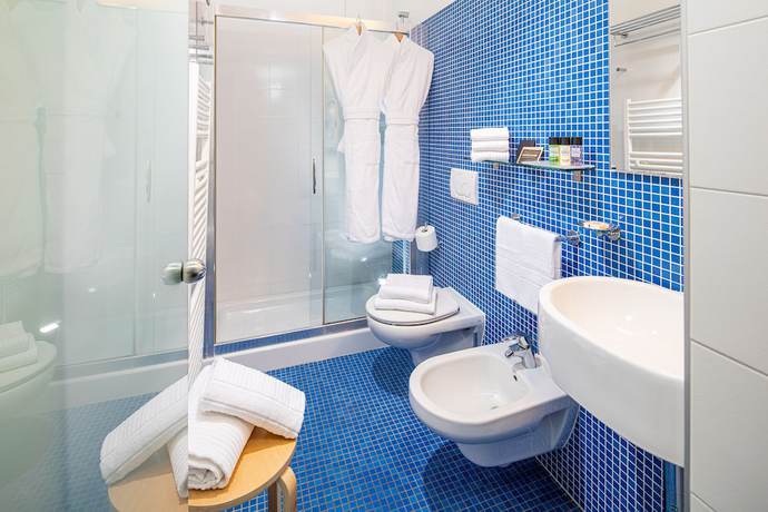 Imagen de la habitación del Hotel La Pergola, Lignano Sabbiadoro. Foto 12