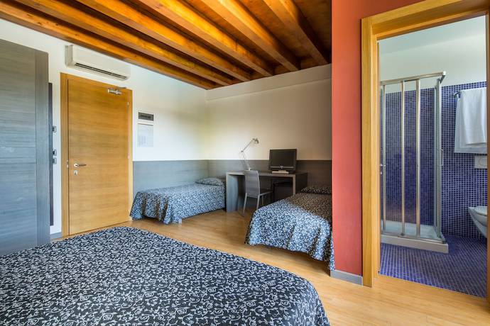 Imagen de la habitación del Hotel La Pergola, Lignano Sabbiadoro. Foto 14