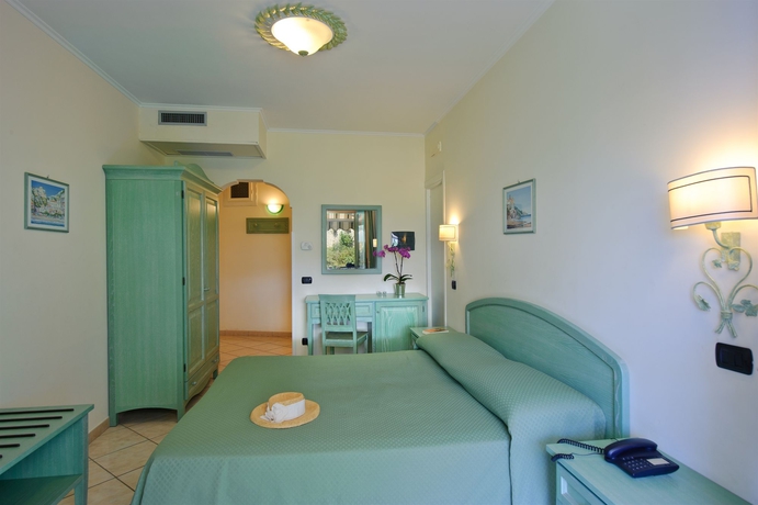 Imagen de la habitación del Hotel La Pergola, Lone. Foto 4