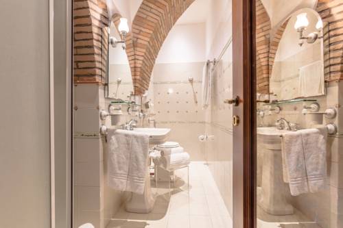 Imagen de la habitación del Hotel La Pergola, Magliano Sabina . Foto 16