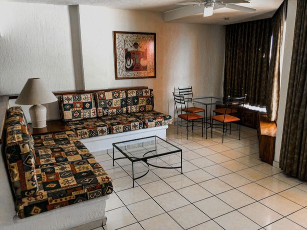 Imagen de los interiores del Hotel La Pergola Manzanillo. Foto 17