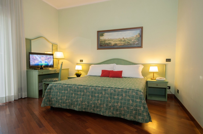 Imagen de la habitación del Hotel La Pergola, Monte Sacro. Foto 8