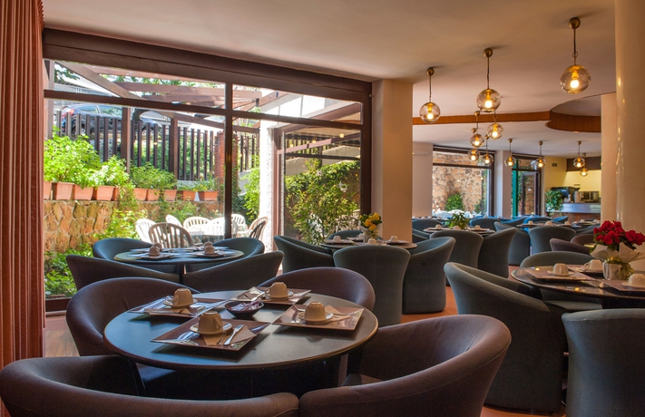 Imagen del bar/restaurante del Hotel La Pergola, Monte Sacro. Foto 2