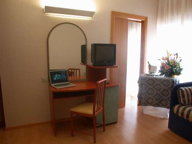 Imagen de la habitación del Hotel La Pergola, Rionero in Vulture. Foto 7