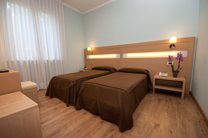 Imagen de la habitación del Hotel La Pergola, Roma. Foto 12