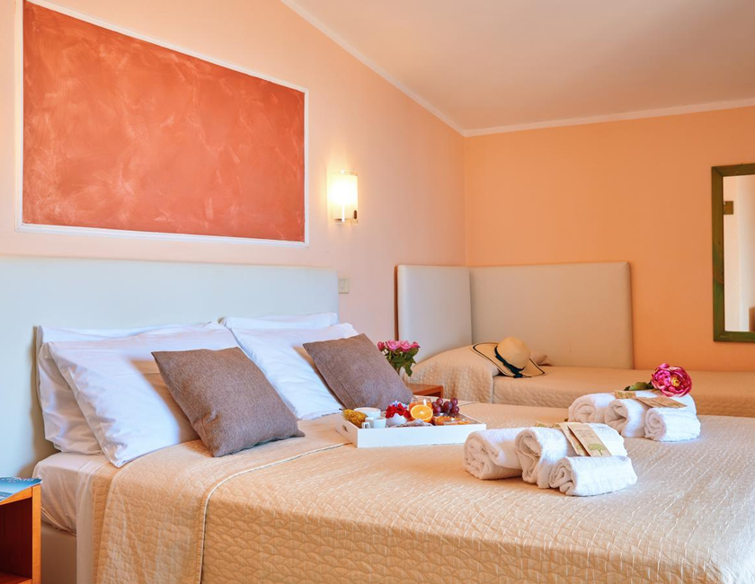 Imagen general del Hotel La Pergola, Santa Maria di Castellabate. Foto 5