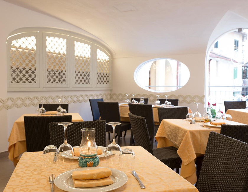 Imagen general del Hotel La Pergola, Santa Maria di Castellabate. Foto 16