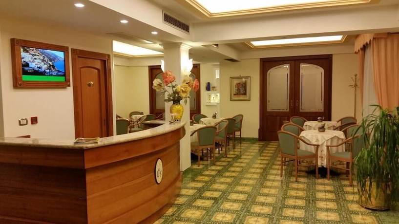 Imagen de los interiores del Hotel La Pergoletta. Foto 19