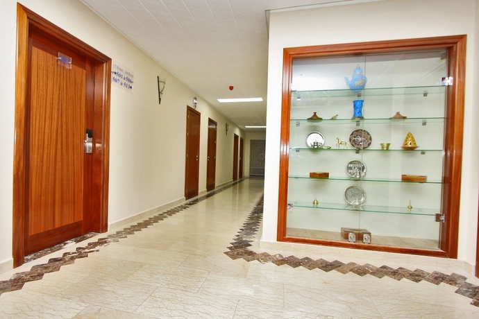 Imagen de los interiores del Hotel La Perla, Al Hoceima. Foto 18