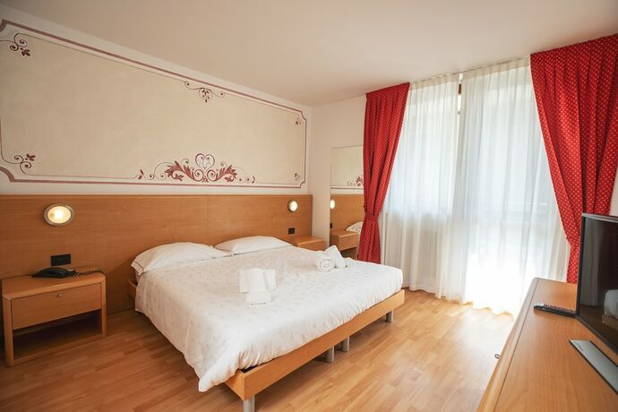 Imagen general del Hotel La Perla, Andalo. Foto 12