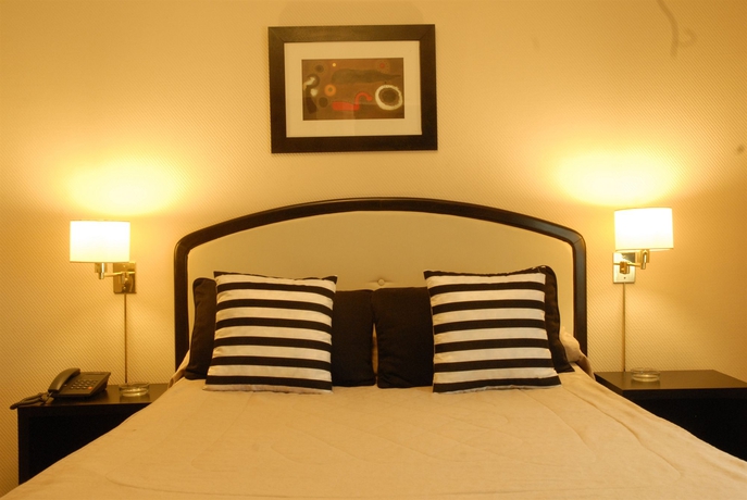 Imagen de la habitación del Hotel La Perla, Buenos Aires. Foto 7