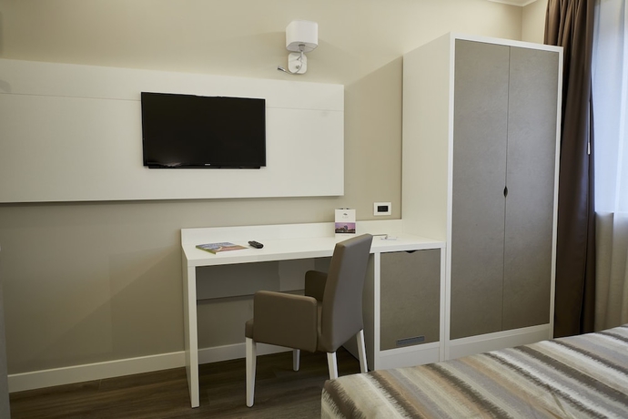 Imagen de la habitación del Hotel La Perla, Camerano. Foto 14