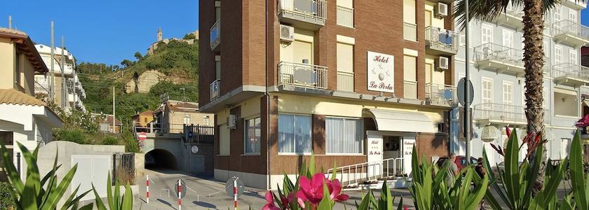 Imagen general del Hotel La Perla, Cupra Marittima. Foto 2