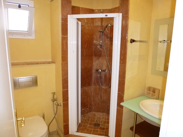 Imagen de la habitación del Hotel La Perla De Torrenueva. Foto 5