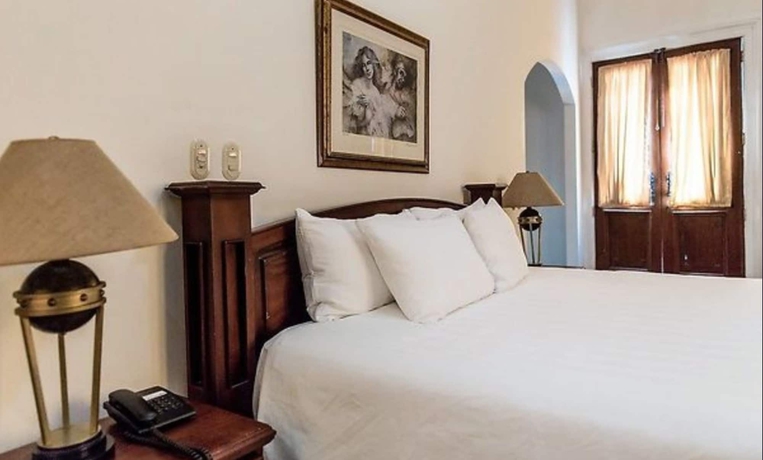 Imagen de la habitación del Hotel La Perla, LEON. Foto 10