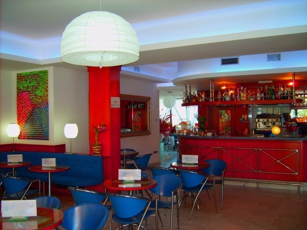 Imagen general del Hotel La Perla, Sant'Alessandro. Foto 6