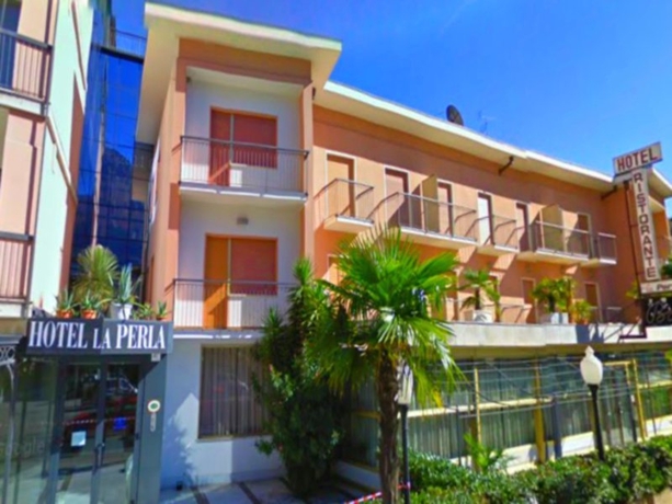 Imagen general del Hotel La Perla, Sant'Alessandro. Foto 8