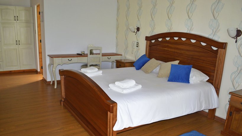 Imagen de la habitación del Hotel La Perla, Santa Cruz. Foto 16