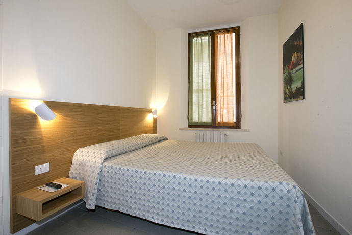 Imagen de la habitación del Hotel La Perla, Siena. Foto 13