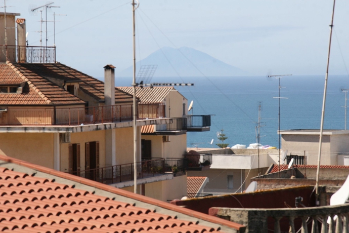 Imagen de los exteriores del Hotel La Perla, Tropea. Foto 14