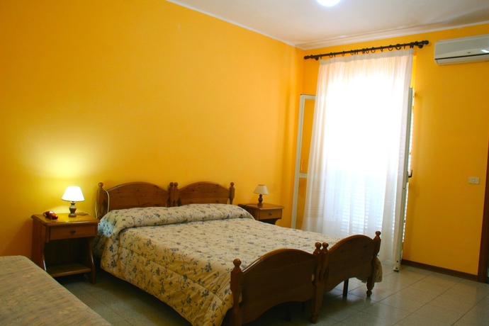 Imagen de la habitación del Hotel La Perla, Tropea. Foto 12