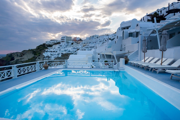 Imagen de la piscina del Hotel La Perla Villas and Suites - Adults Only. Foto 16