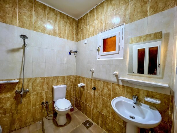 Imagen de la habitación del Hotel La Perla dahab. Foto 18