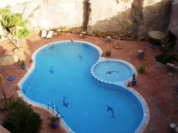 Imagen general del Hotel La Perle Du Sud. Foto 4