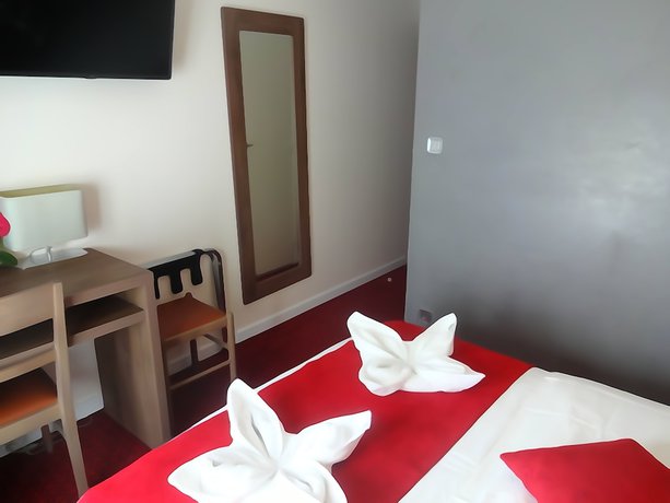 Imagen de la habitación del Hotel La Perle Montparnasse. Foto 16