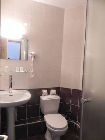 Imagen de la habitación del Hotel La Perriere. Foto 4