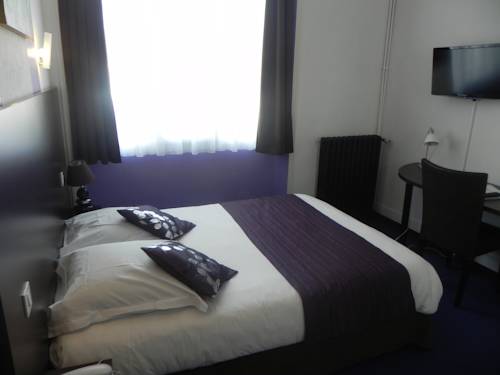 Imagen de la habitación del Hotel La Perriere. Foto 15