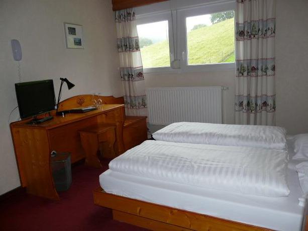 Imagen general del Hotel La Petite Auberge, Barr. Foto 6