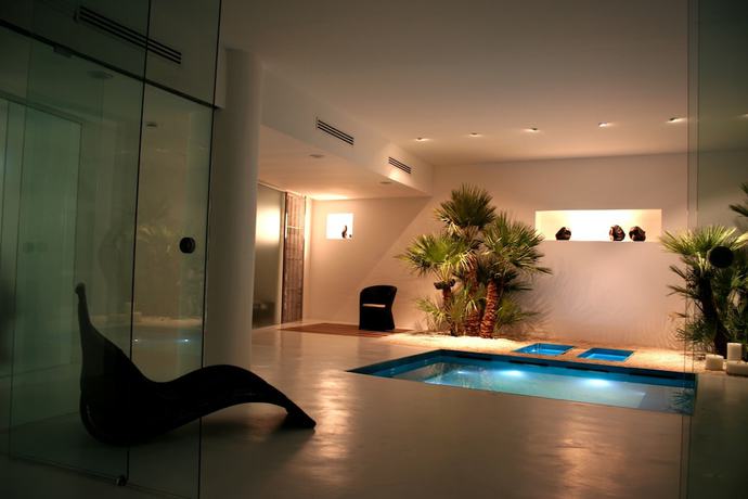 Imagen de la piscina del Hotel La Piazza. Foto 17