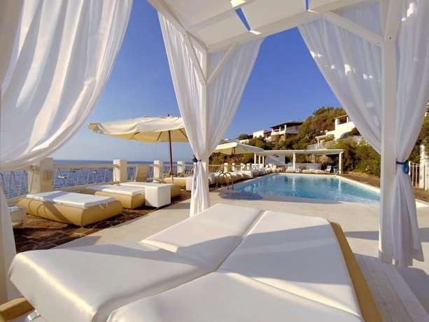 Imagen de la piscina del Hotel La Piazza. Foto 19