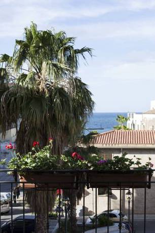 Imagen de la habitación del Hotel La Piazzetta, Castellammare del Golfo. Foto 4