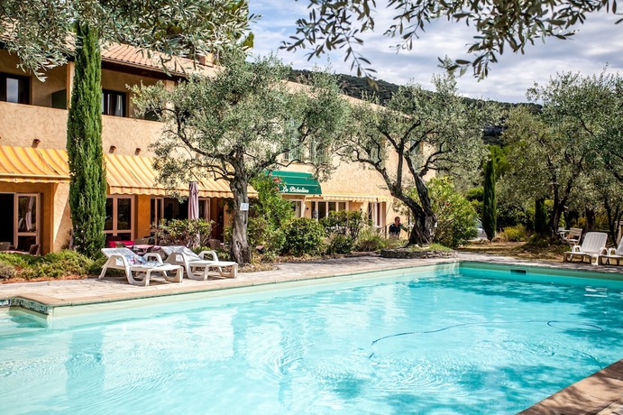 Imagen de la piscina del Hotel La Picholine. Foto 19