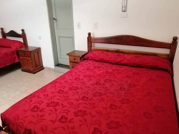 Imagen de la habitación del Hotel La Piedad. Foto 15