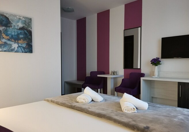 Imagen de la habitación del Hotel La Pietra Medjugorje. Foto 22