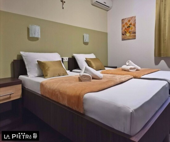 Imagen de la habitación del Hotel La Pietra Medjugorje. Foto 23