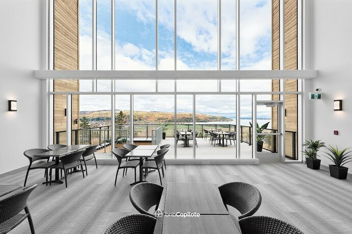 Imagen general del Hotel La Pignoronde. Foto 7