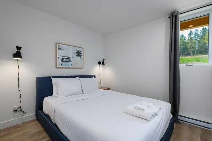 Imagen de la habitación del Hotel La Pignoronde. Foto 19